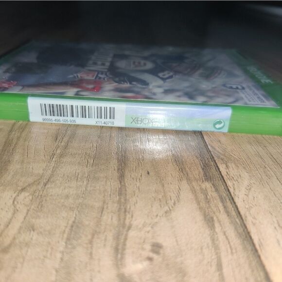 Madden NFL 17 (Microsoft Xbox One, XB1) Brand New - Picture 6 of 7